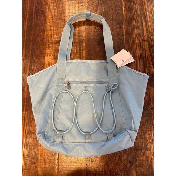 Women's Nike One Club Blue Duffle Bag 24 Liters NEW with tags DR0498-424 - Picture 1 of 6